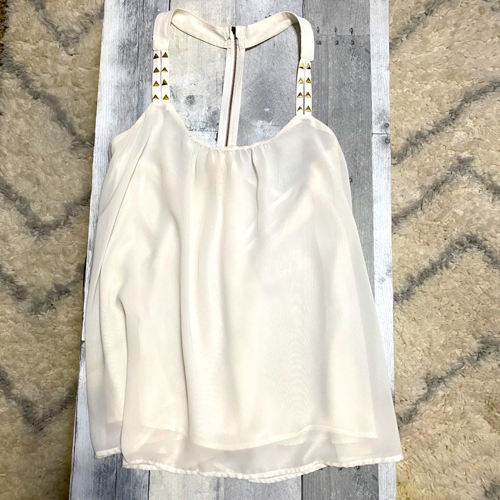 Studded tank
